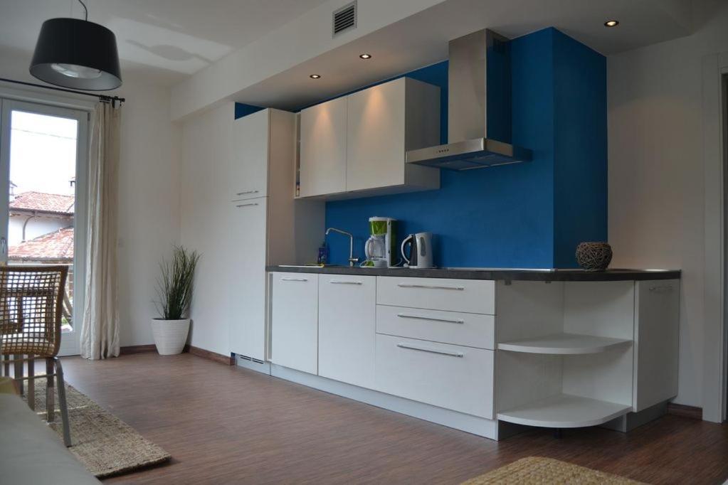 Casa Conte Air Conditioning, Near Station, Center And Ferry To Bellaggio Colico Exterior foto