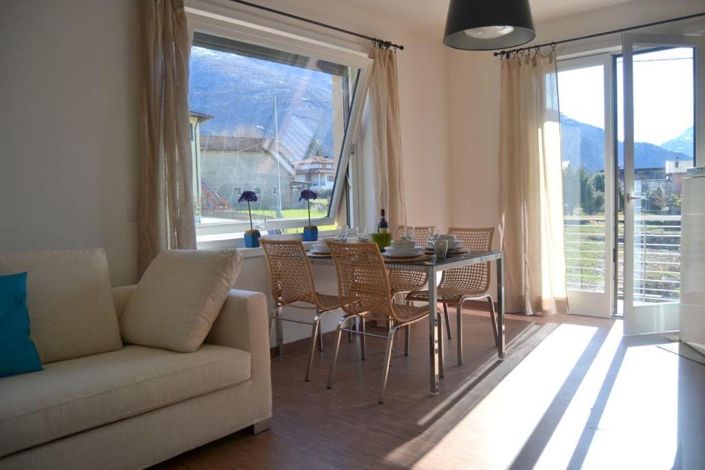 Casa Conte Air Conditioning, Near Station, Center And Ferry To Bellaggio Colico Exterior foto