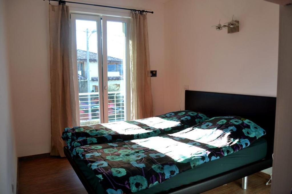 Casa Conte Air Conditioning, Near Station, Center And Ferry To Bellaggio Colico Exterior foto