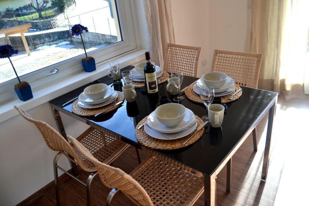 Casa Conte Air Conditioning, Near Station, Center And Ferry To Bellaggio Colico Exterior foto